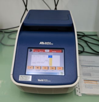 olink-Equipo-(Termociclador Veriti)